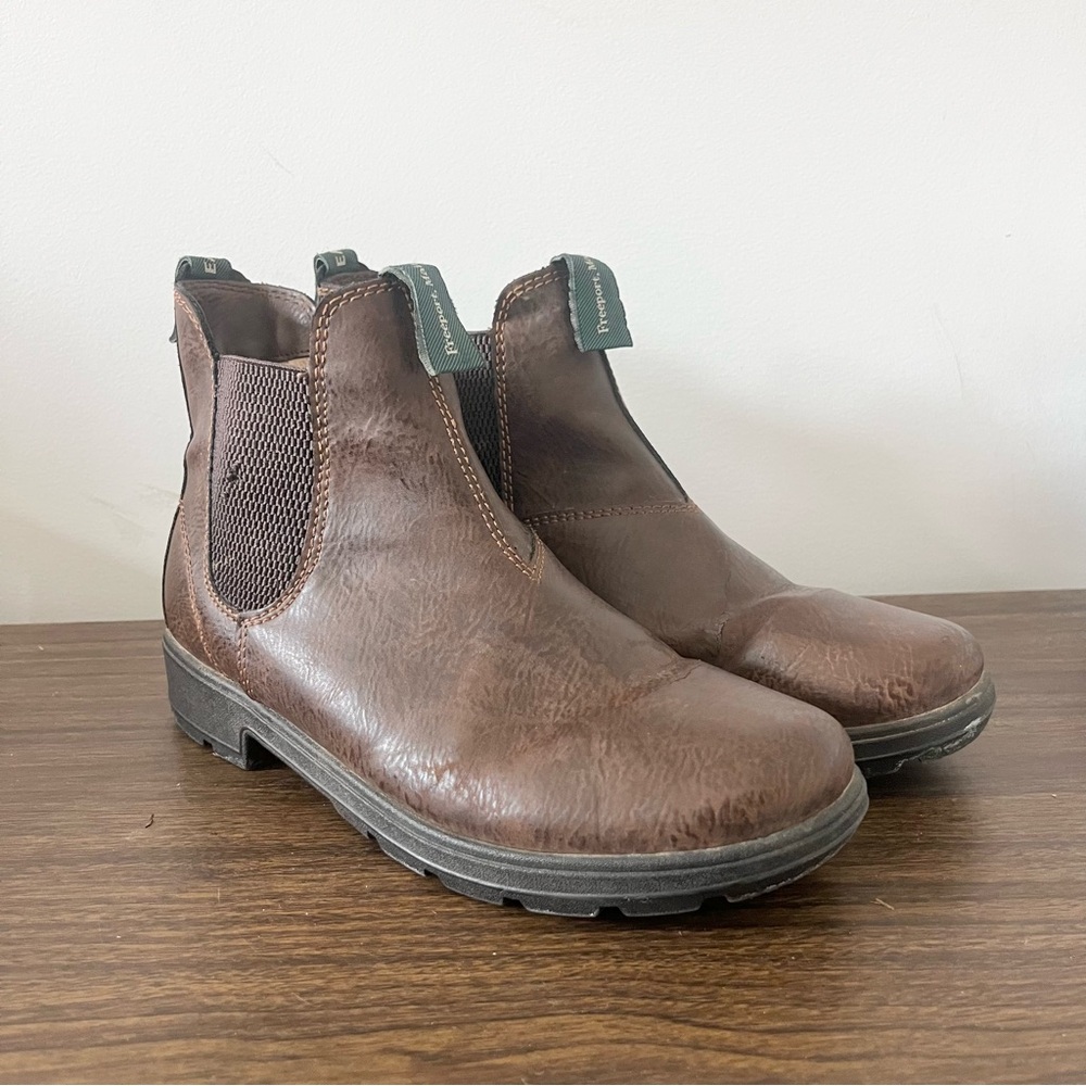 Eastland Women's Baja Chelsea Boot Brown Faux Leather Freeport Maine Sz 9M